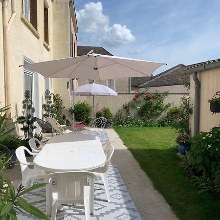 Le Claugi Villa Damery  Bagian luar foto